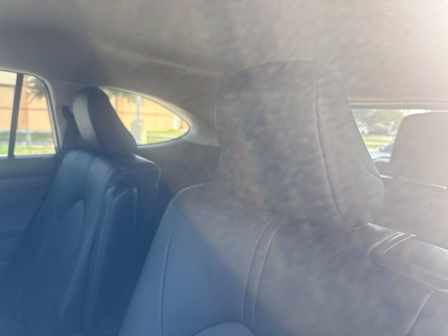 Certified 2025 Toyota Highlander XLE FWD image 8
