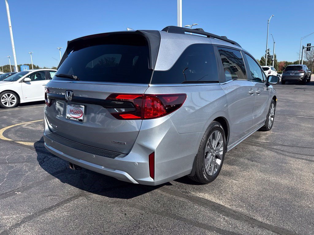 Certified 2026 Honda Odyssey Touring image 5