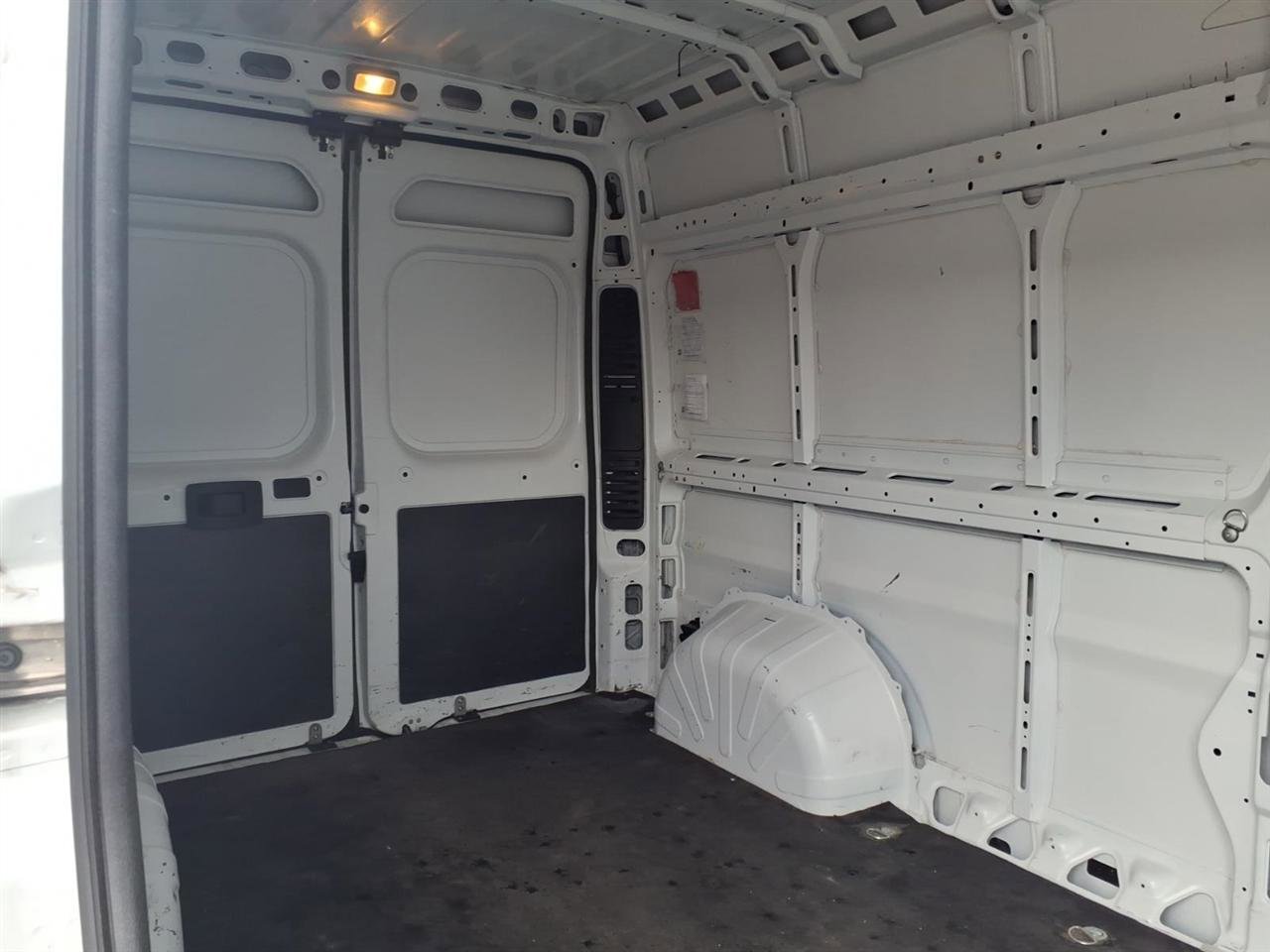 Used 2023 RAM ProMaster 2500 FWD image 13