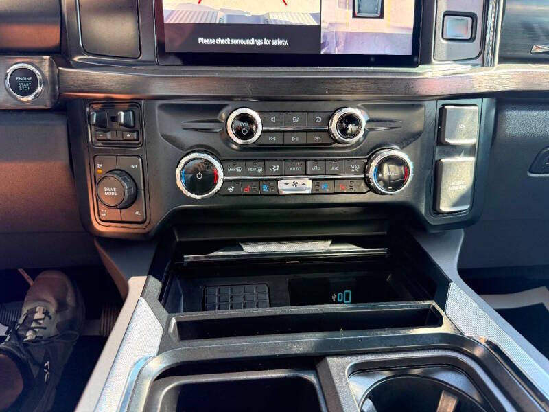 Used 2023 Ford F250 Lariat w/ Sport Appearance Package AWD/4WD image 31