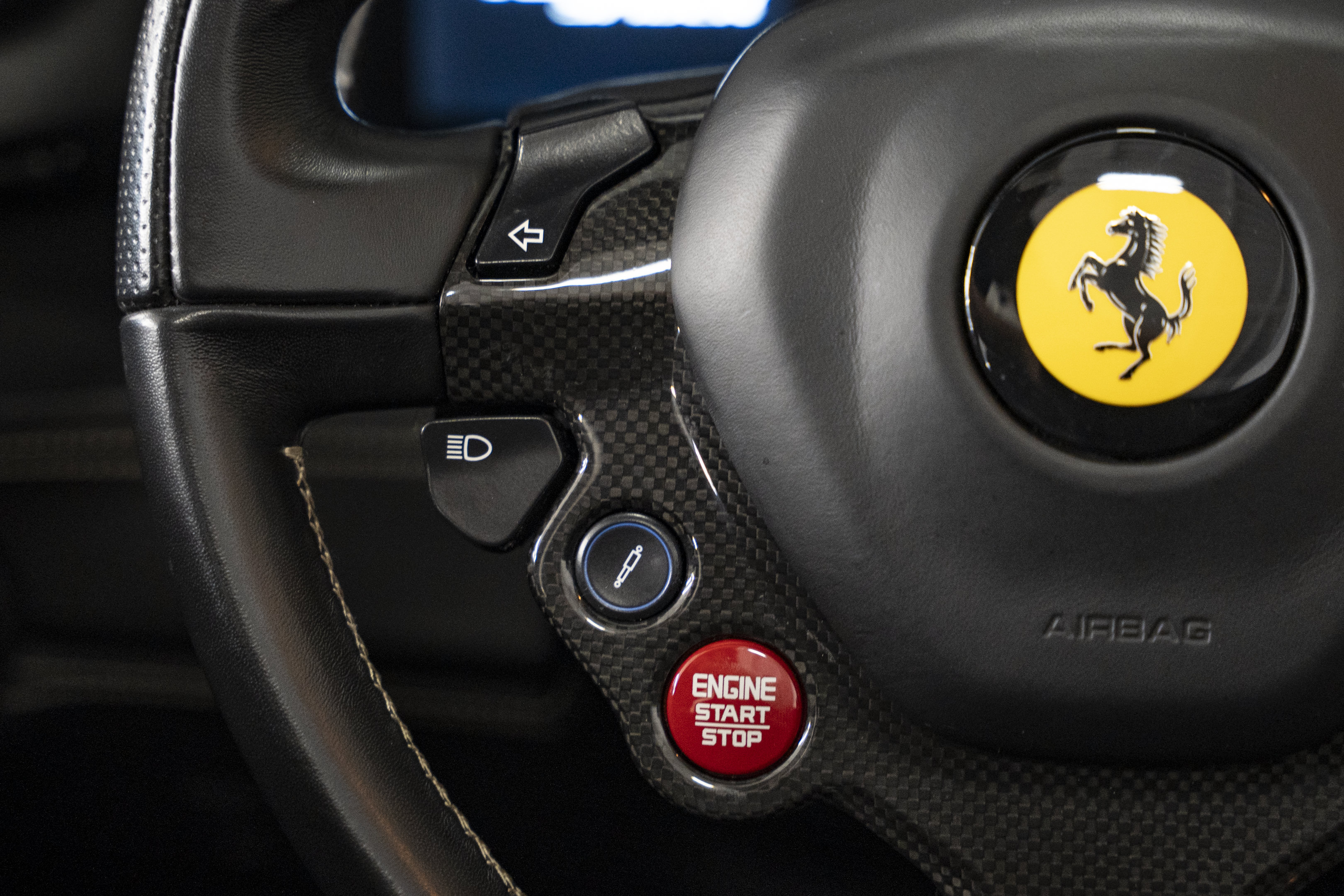Used 2019 Ferrari 488 Spider RWD image 58