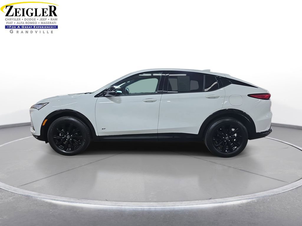 Used 2025 Buick Envista Sport Touring FWD image 8