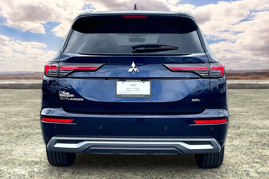 Used 2025 Mitsubishi Outlander SEL FWD image 6