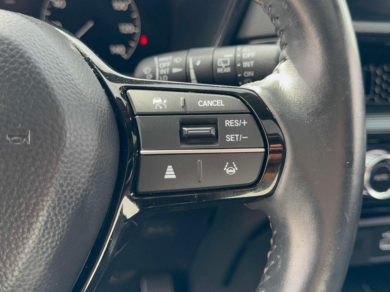 Used 2024 Honda CR-V EX-L image 15