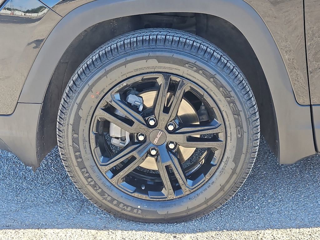 Used 2024 GMC Terrain AT4 AWD/4WD image 9