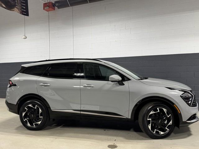 Used 2025 Kia Sportage SX AWD/4WD image 7