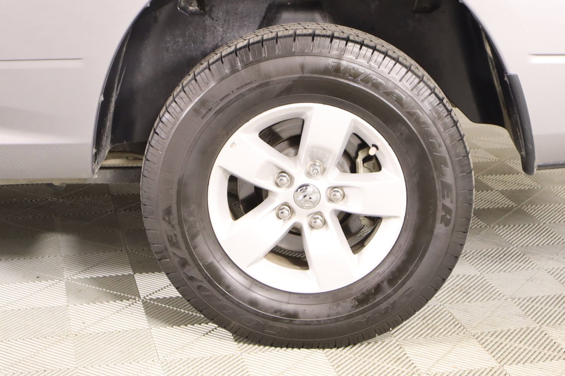 Used 2024 RAM 1500 Tradesman w/ Chrome Plus Package image 16