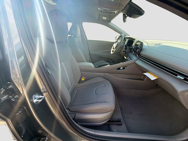 New 2026 Hyundai Elantra SE image 27