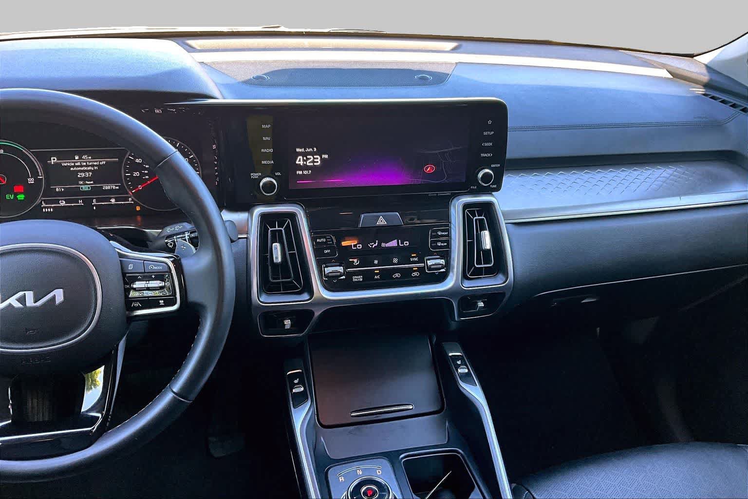 Used 2023 Kia Sorento EX AWD/4WD image 7