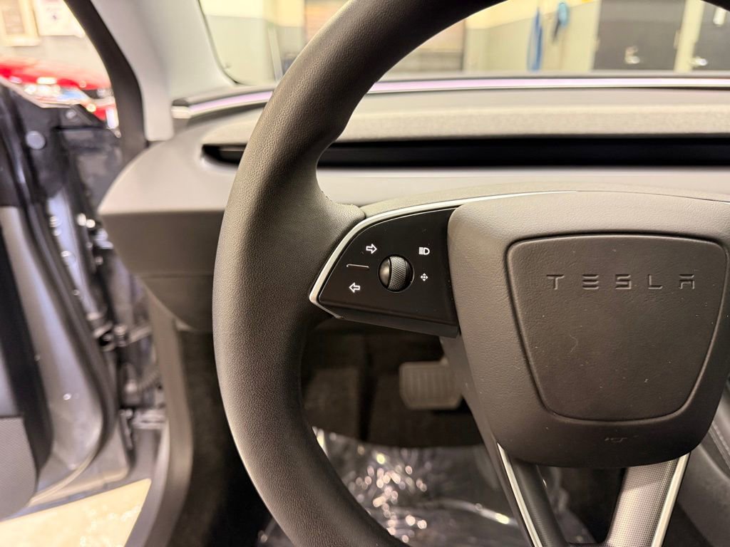 Used 2025 Tesla Model 3 Long Range image 13