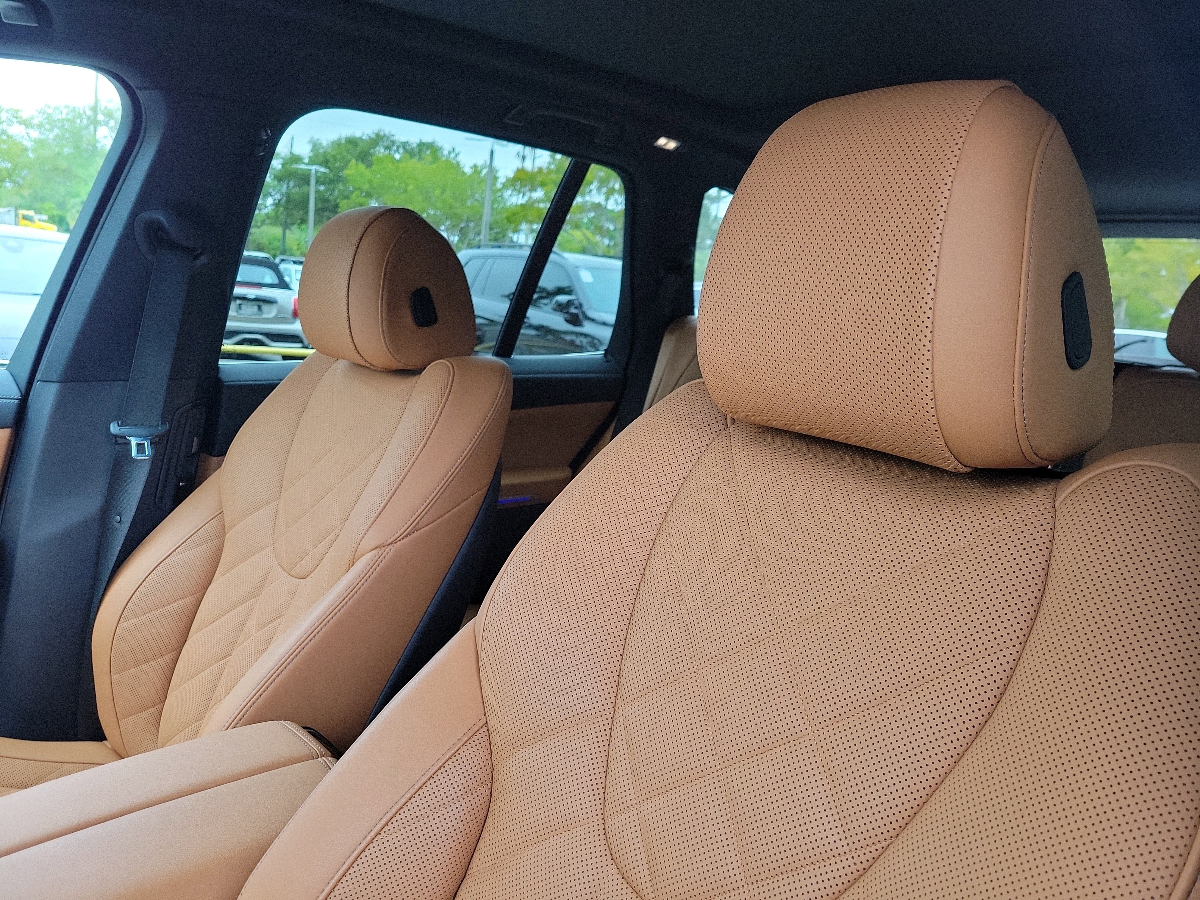 Certified 2023 BMW X5 xDrive40i w/ Premium Package AWD/4WD image 16