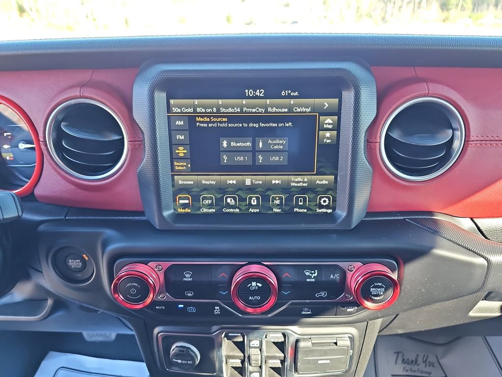 Used 2023 Jeep Wrangler Unlimited Rubicon 4xe image 26