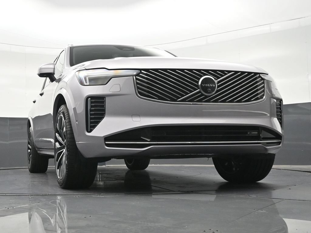 New 2026 Volvo XC90 B6 Plus w/ Protection Package Premier AWD/4WD image 37