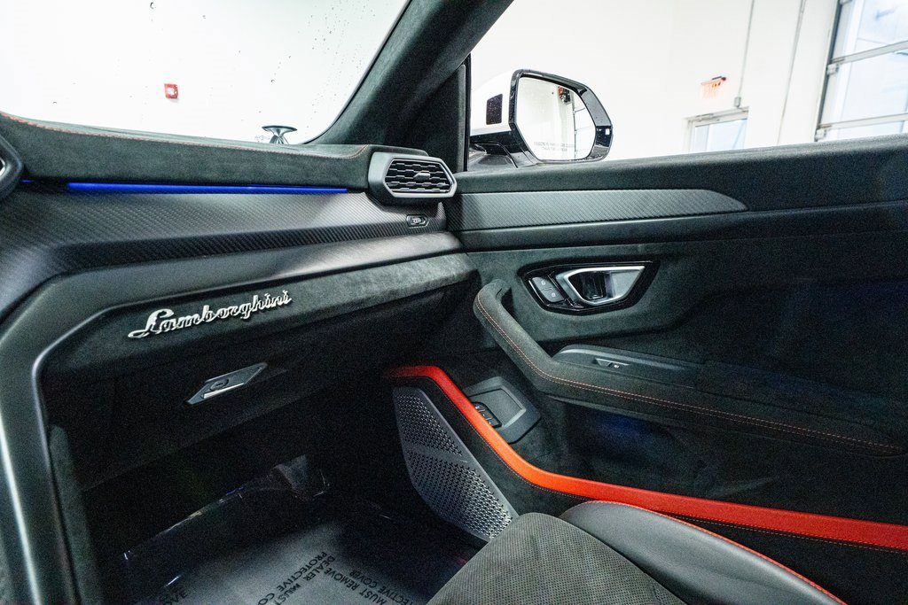 Used 2024 Lamborghini Urus Performante image 59