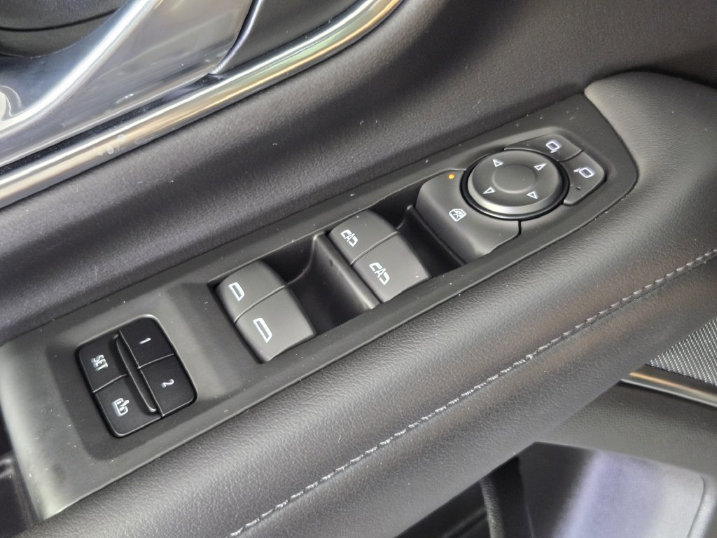 Used 2021 Chevrolet Tahoe Z71 AWD/4WD image 24