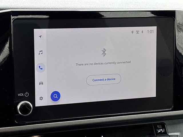 Used 2025 Toyota Camry SE image 14