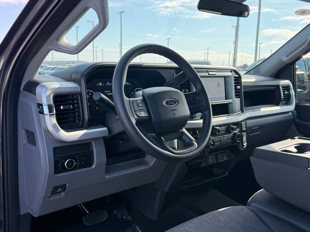 Used 2026 Ford F250 XL w/ STX Appearance Package image 4