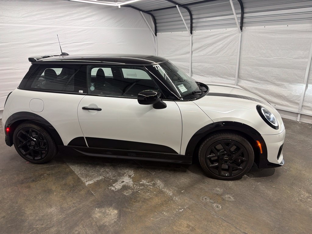 Used 2026 MINI Cooper S FWD image 5