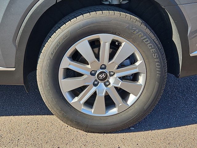 Used 2025 Hyundai Palisade SEL FWD image 15