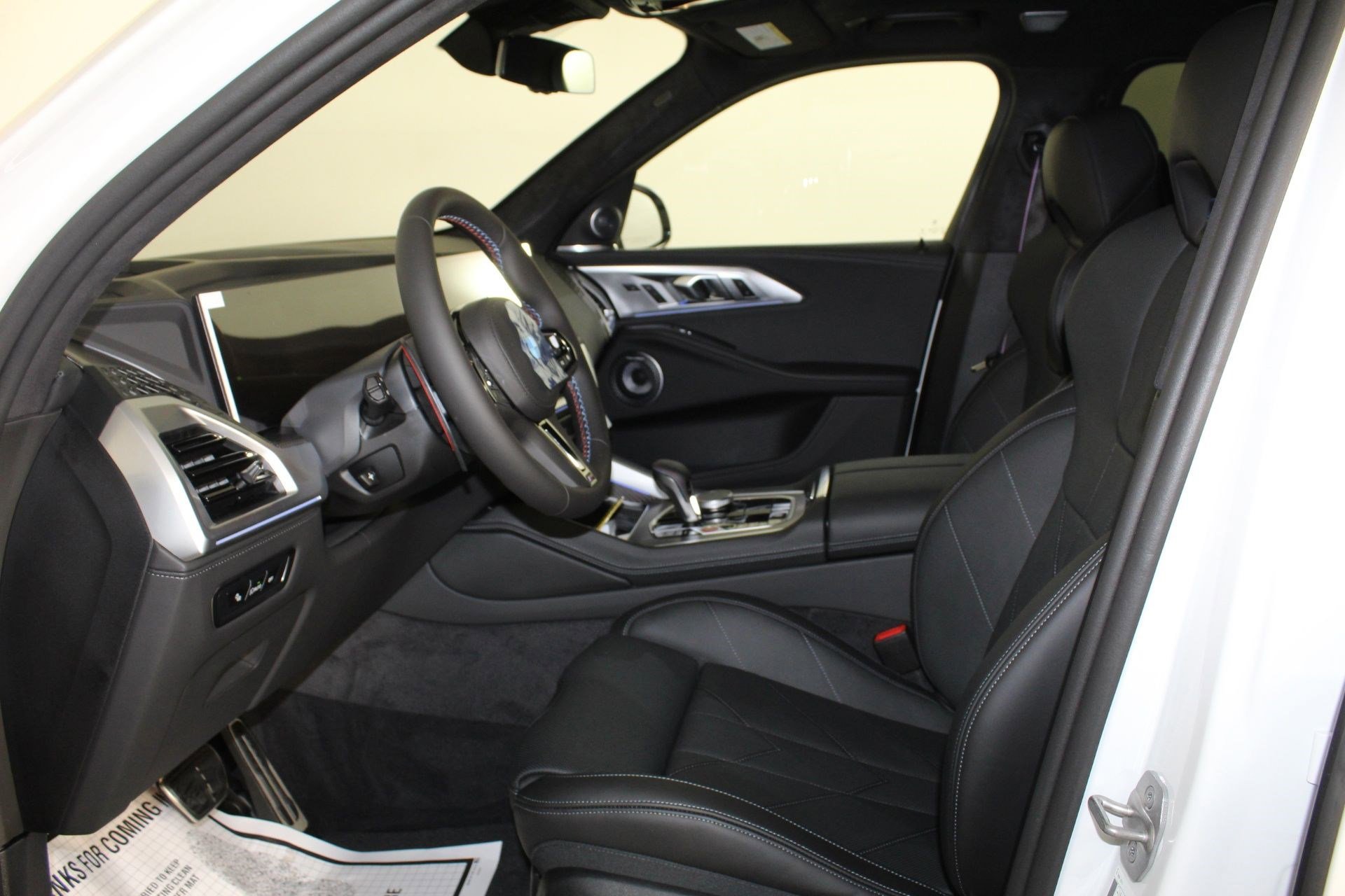 New 2026 BMW XM Label Red image 27