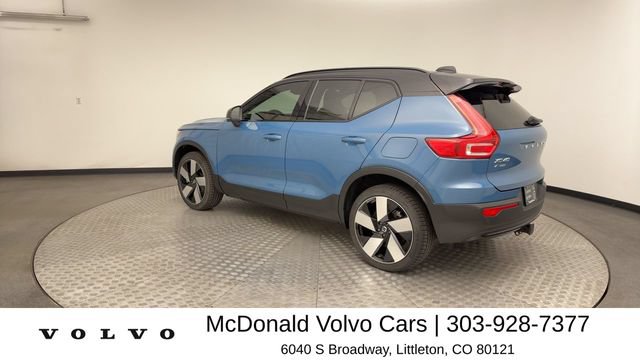Certified 2023 Volvo XC40 Recharge Ultimate w/ Protection Package Premier AWD/4WD image 4