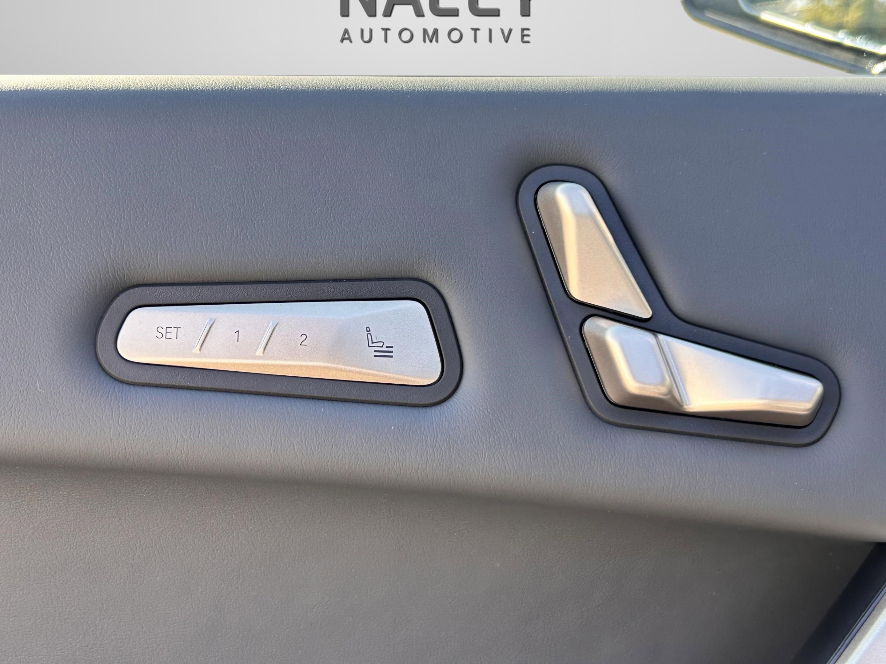 New 2026 BMW iX xDrive45 image 30