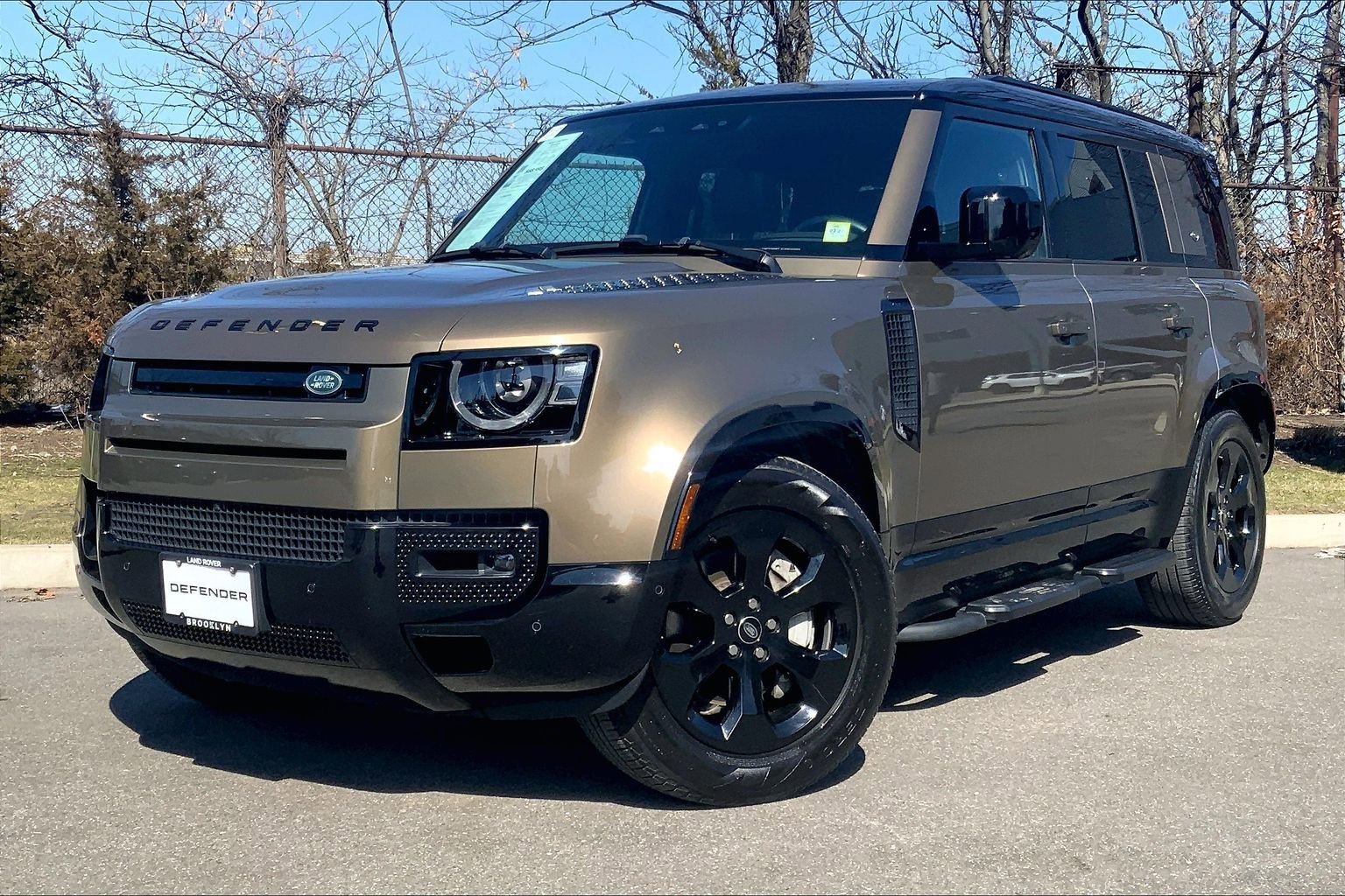 Used 2024 Land Rover Defender 110 X-Dynamic SE