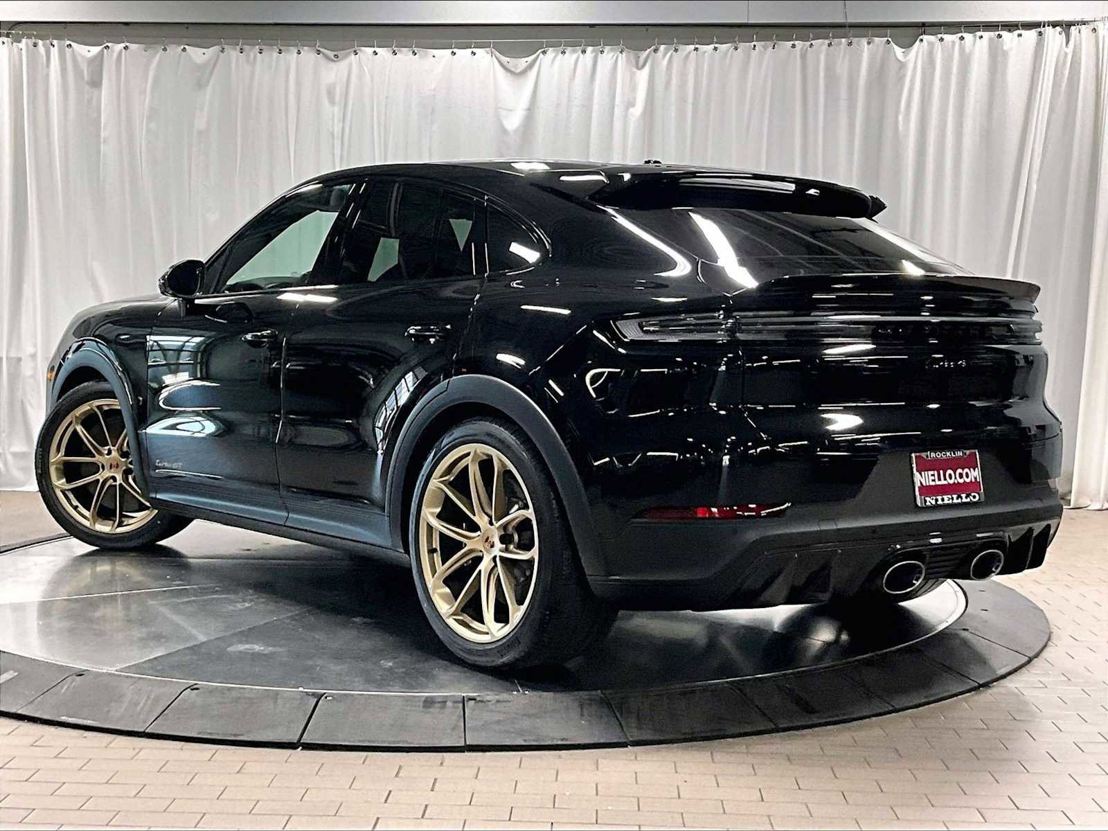 New 2026 Porsche Cayenne Turbo GT image 3