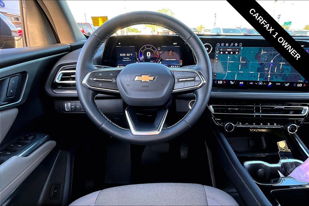 Used 2026 Chevrolet Traverse LT w/ Driver Confidence Package FWD image 14