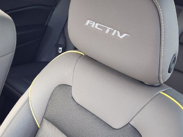 Used 2026 Chevrolet Trax ACTIV FWD image 19