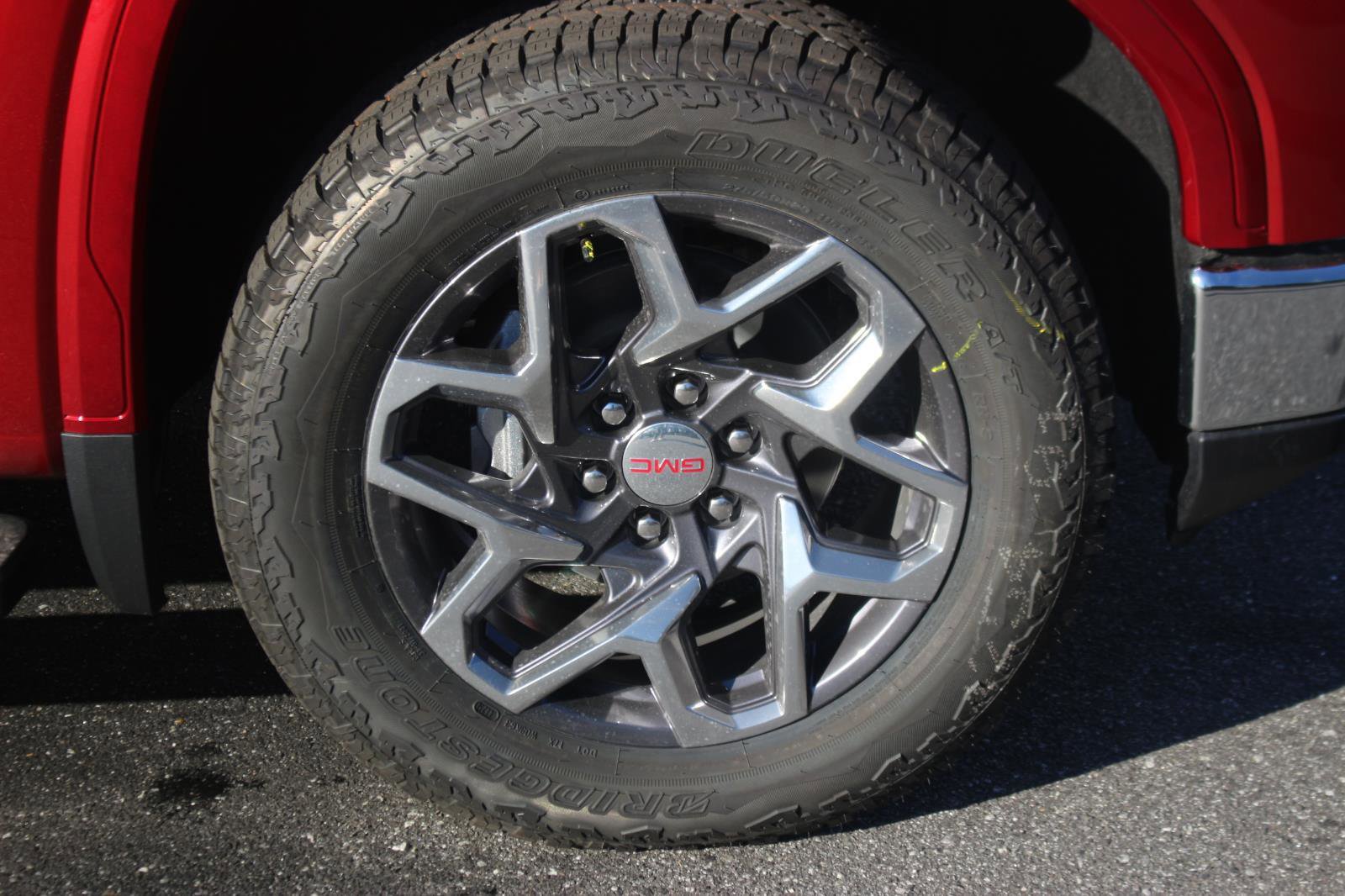 New 2026 GMC Sierra 1500 SLT w/ SLT Premium Plus Package image 9