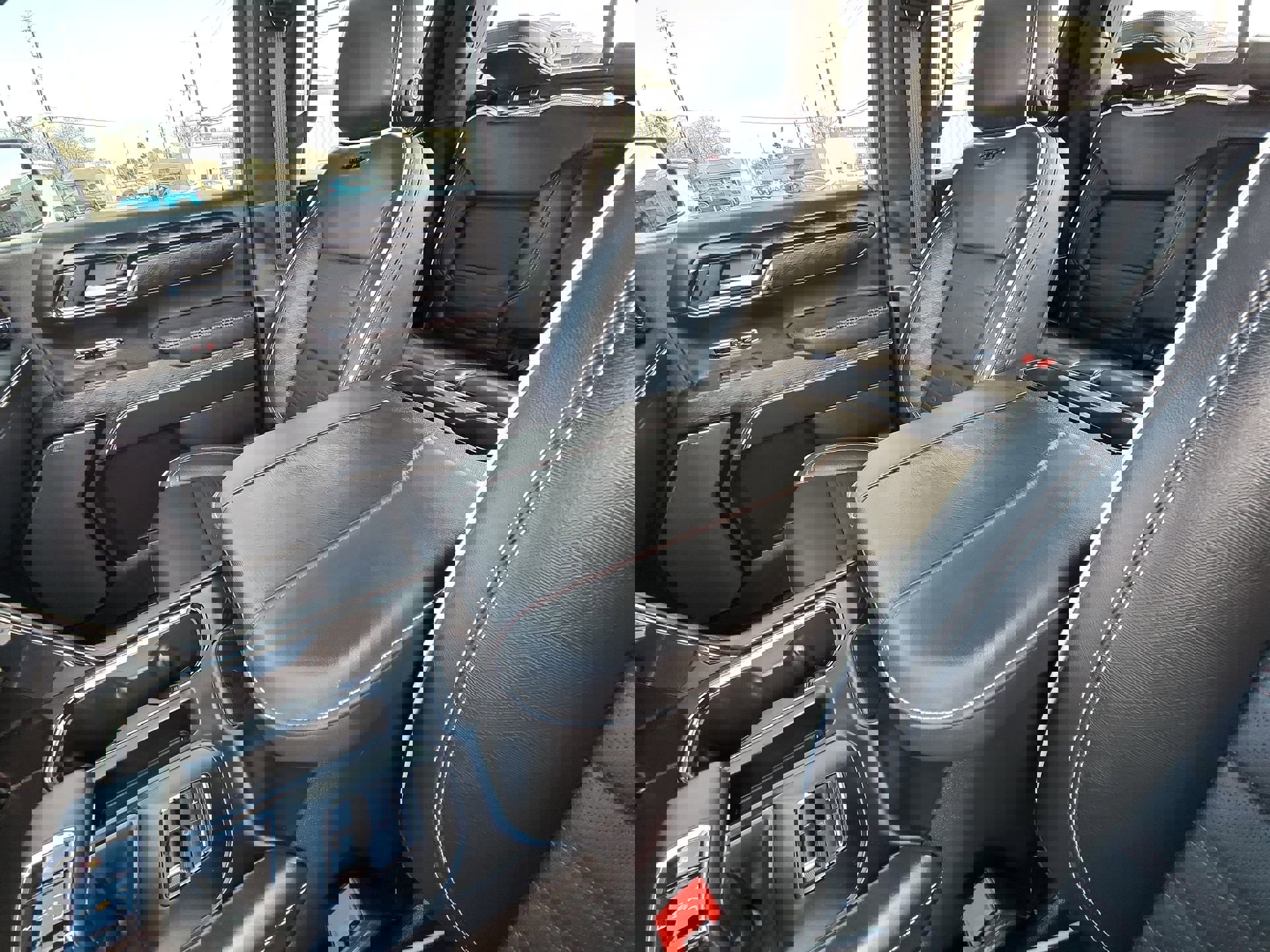 Used 2023 GMC Sierra 1500 AT4X image 23