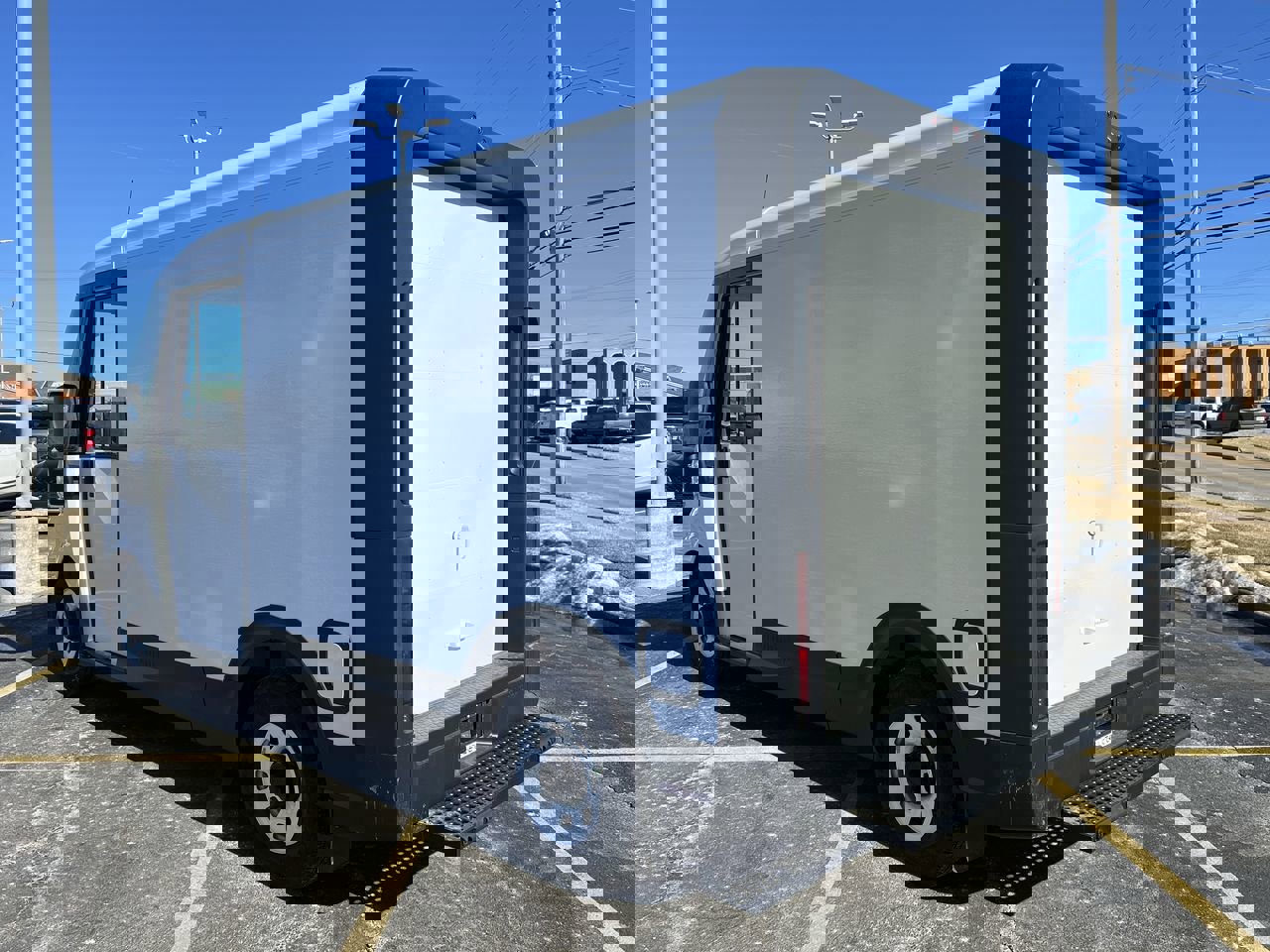 New 2025 Chevrolet Brightdrop 400 w/ Power Door Package image 19