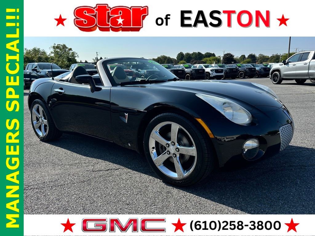 Used 2007 Pontiac Solstice Convertible w/ Premium Package image 1
