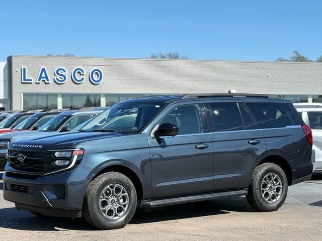 Used 2025 Ford Expedition Active image 1