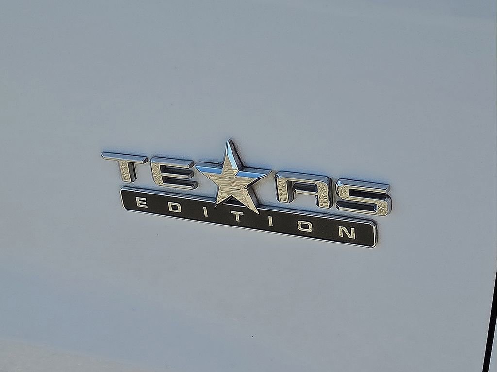 Used 2021 Chevrolet Silverado 1500 LT w/ Texas Edition Plus image 11