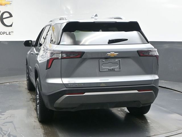 Used 2025 Chevrolet Equinox LT w/ Convenience Package II image 34