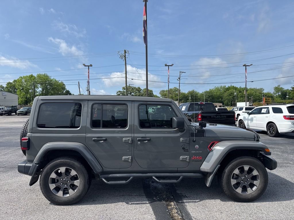 Used 2019 Jeep Wrangler Unlimited Sahara AWD/4WD image 6