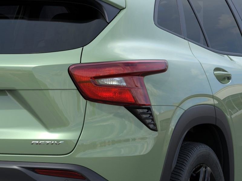 New 2026 Chevrolet Trax ACTIV w/ Sunroof Package FWD image 12