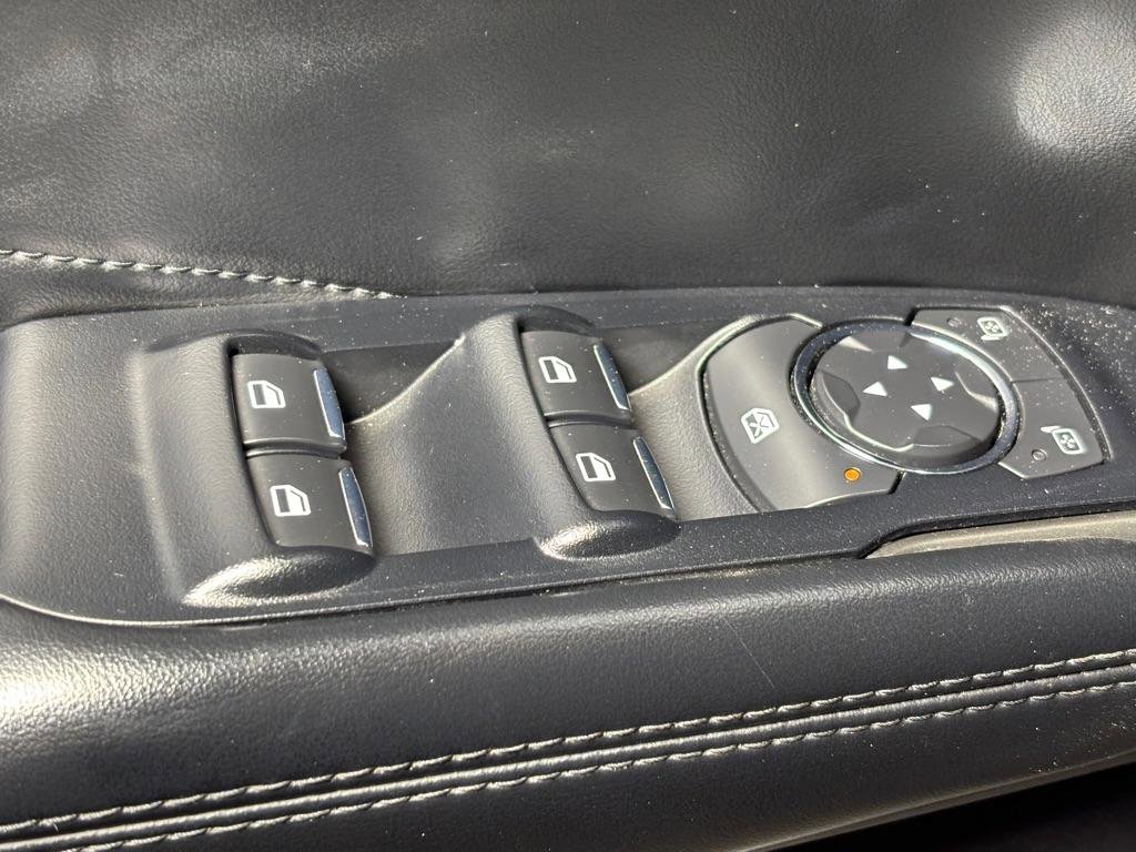 Used 2016 Lincoln MKC Premiere image 29