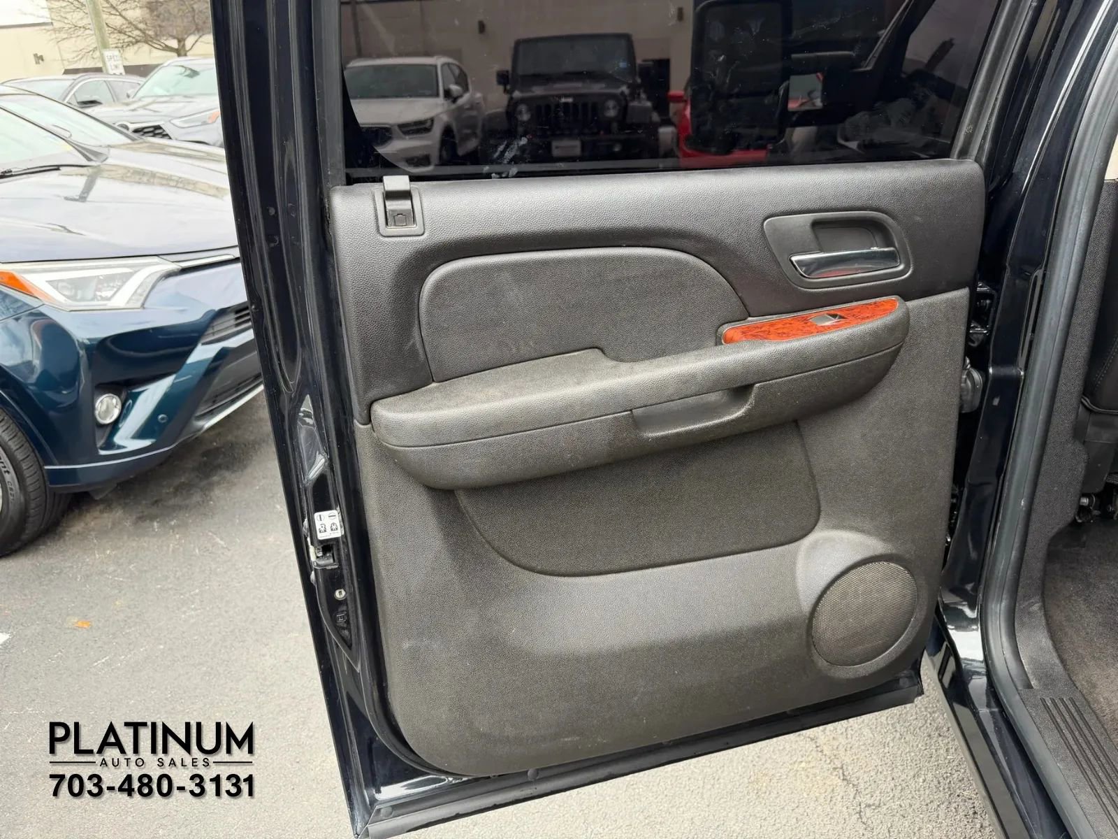 Used 2010 Chevrolet Silverado 1500 LTZ w/ Convenience Package image 15