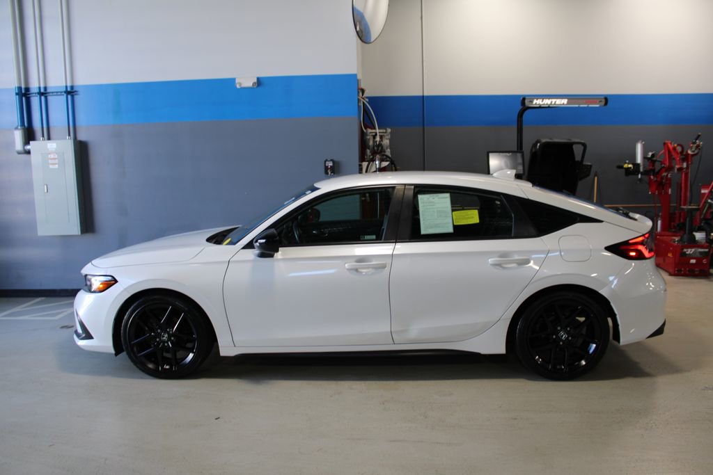 Used 2023 Honda Civic Sport image 16