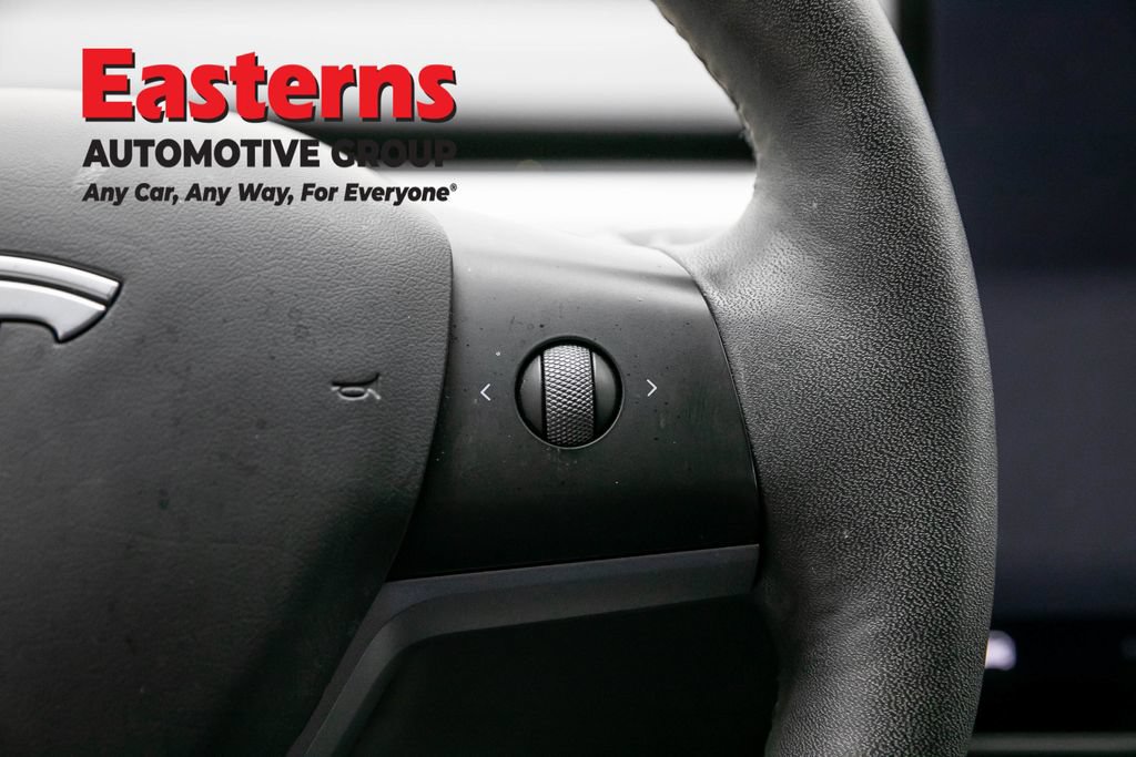 Used 2023 Tesla Model 3 Standard Range RWD image 17
