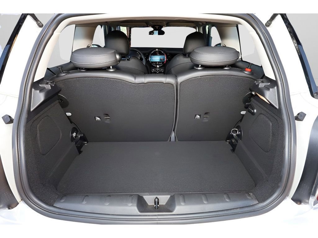 Used 2023 MINI Cooper SE image 19