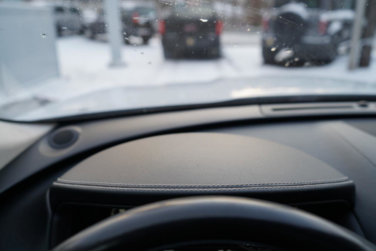 Used 2020 Jaguar F-PACE R-Sport image 59