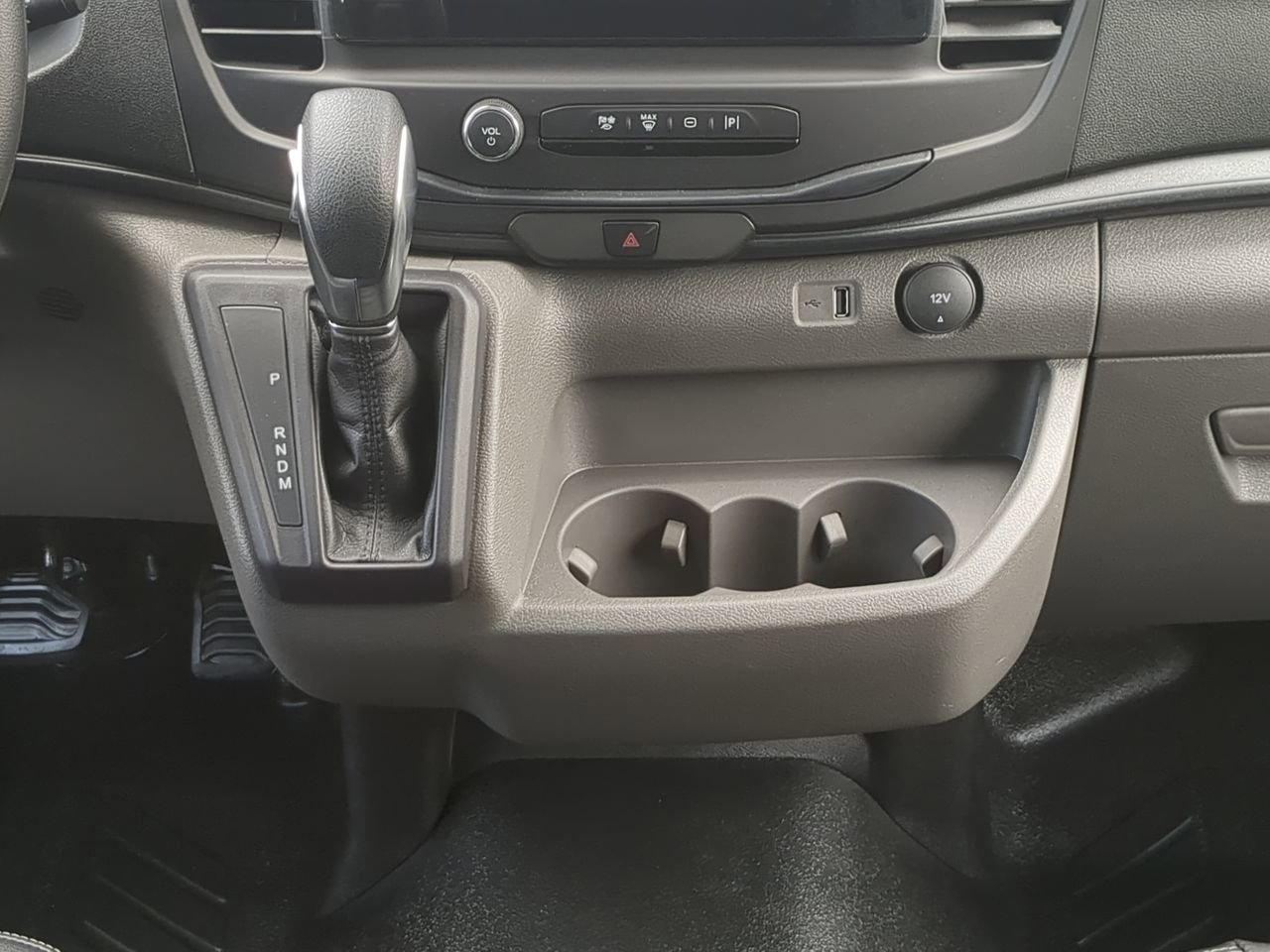 New 2026 Ford Transit 150 Low Roof RWD image 16