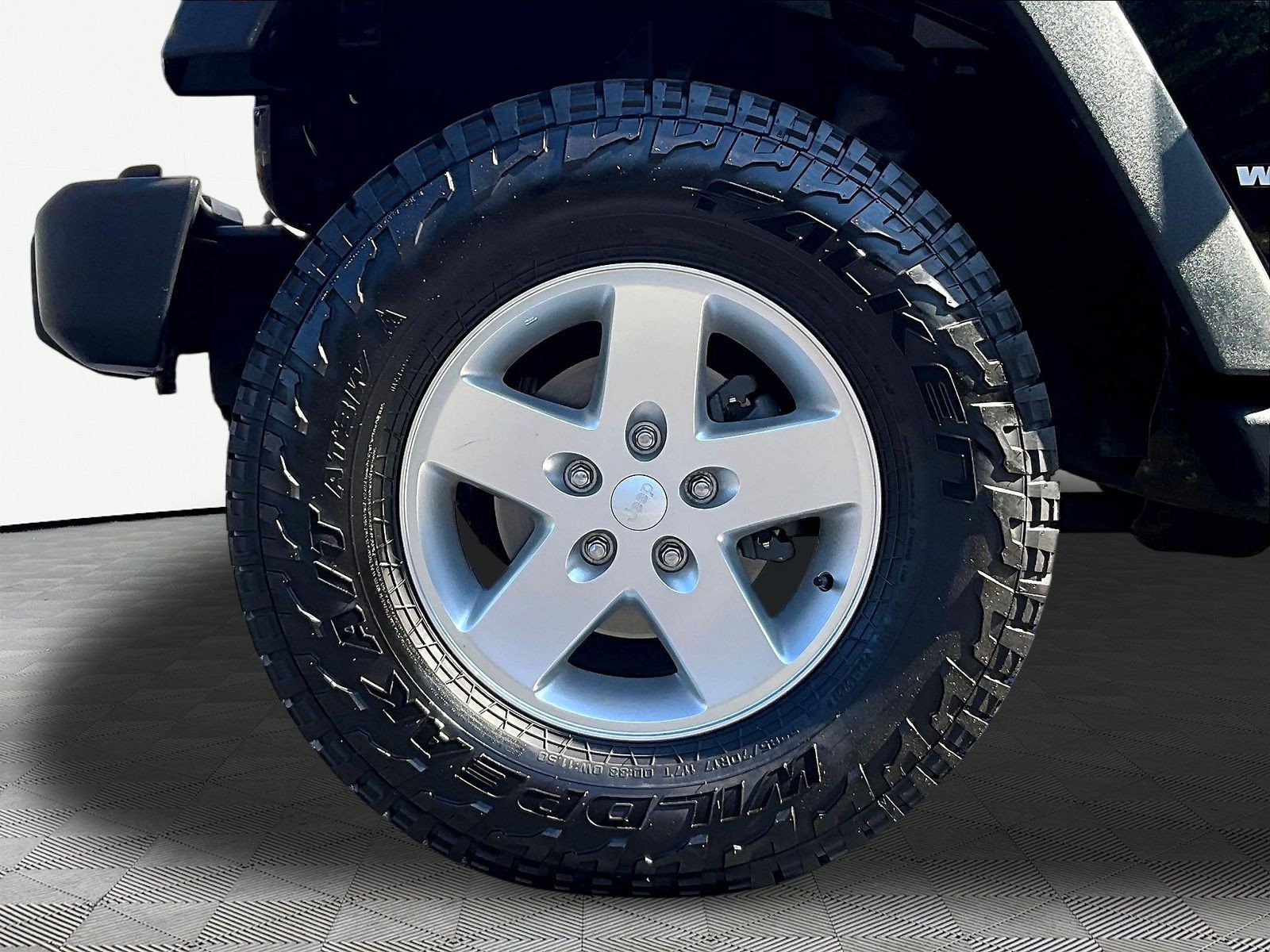 Used 2012 Jeep Wrangler Sport AWD/4WD image 33