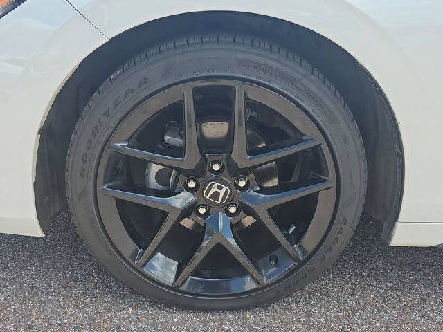 Used 2023 Honda Civic Sport image 9