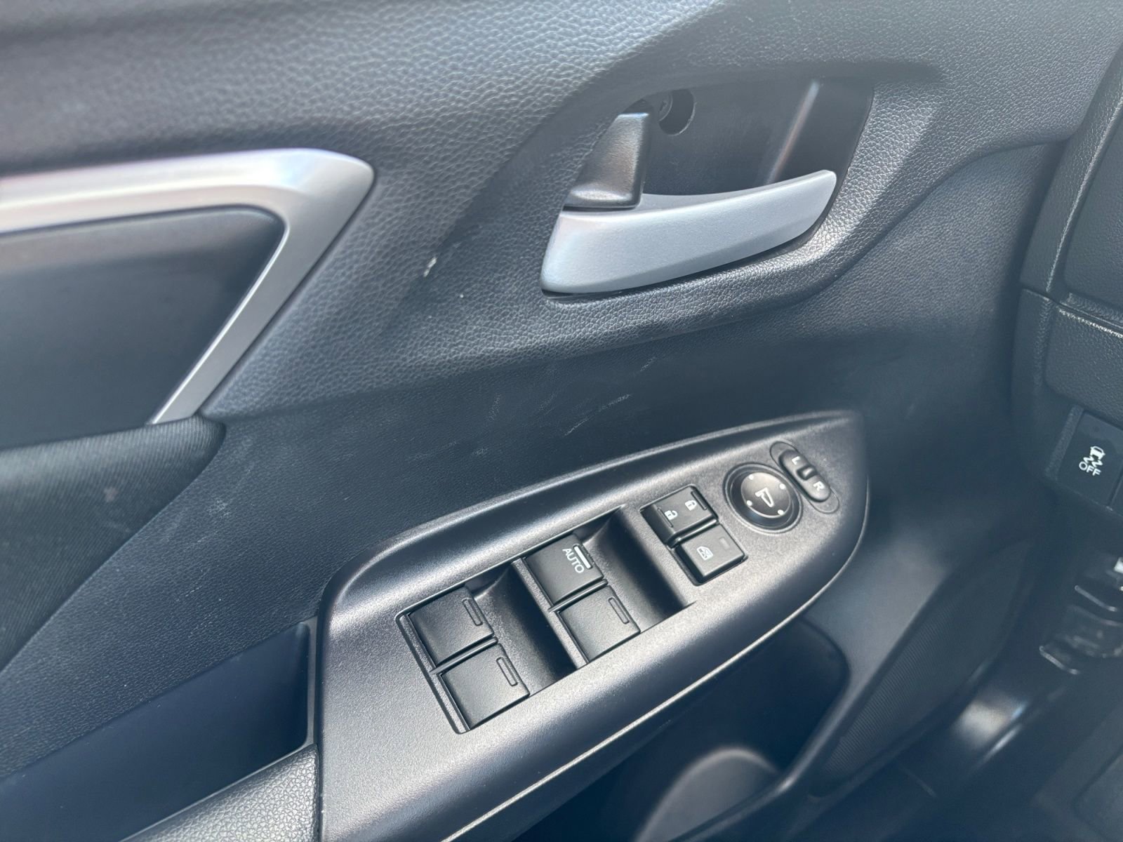 Used 2019 Honda Fit LX image 11