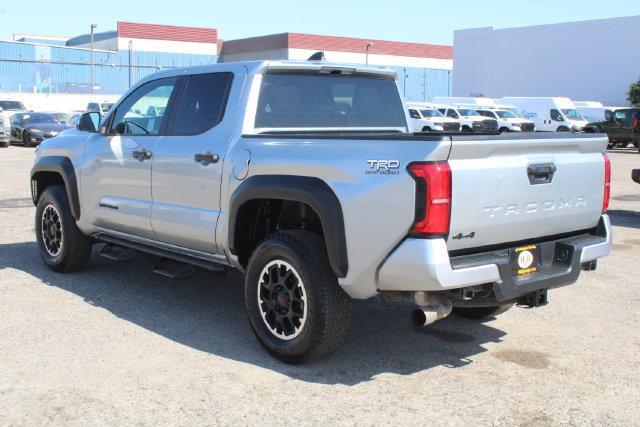 Used 2024 Toyota Tacoma TRD Off-Road AWD/4WD image 6